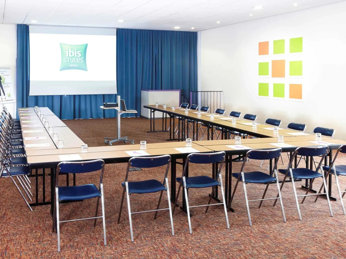 ibis Styles Arles Palais des Congrès