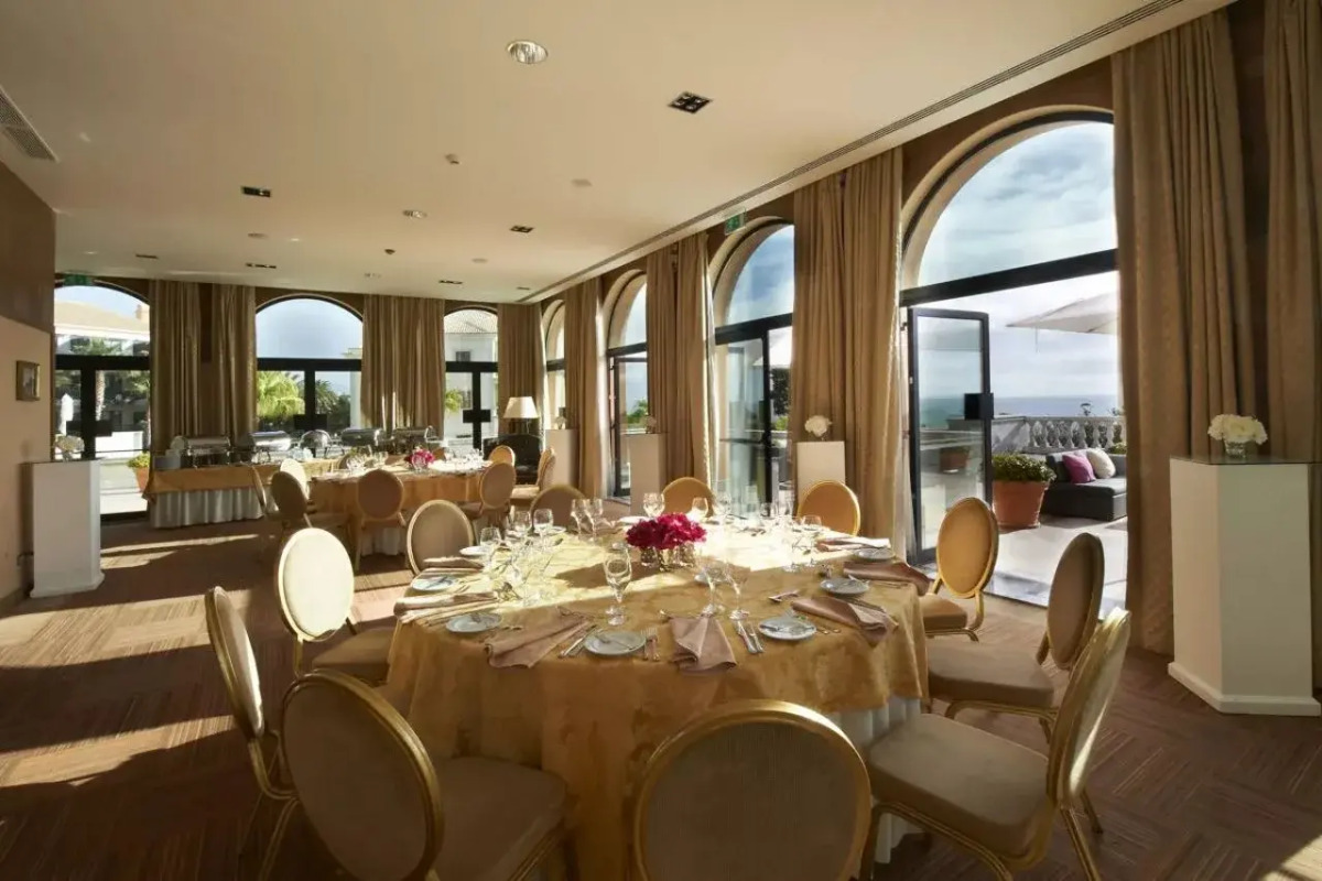 Grande Real Villa Italia