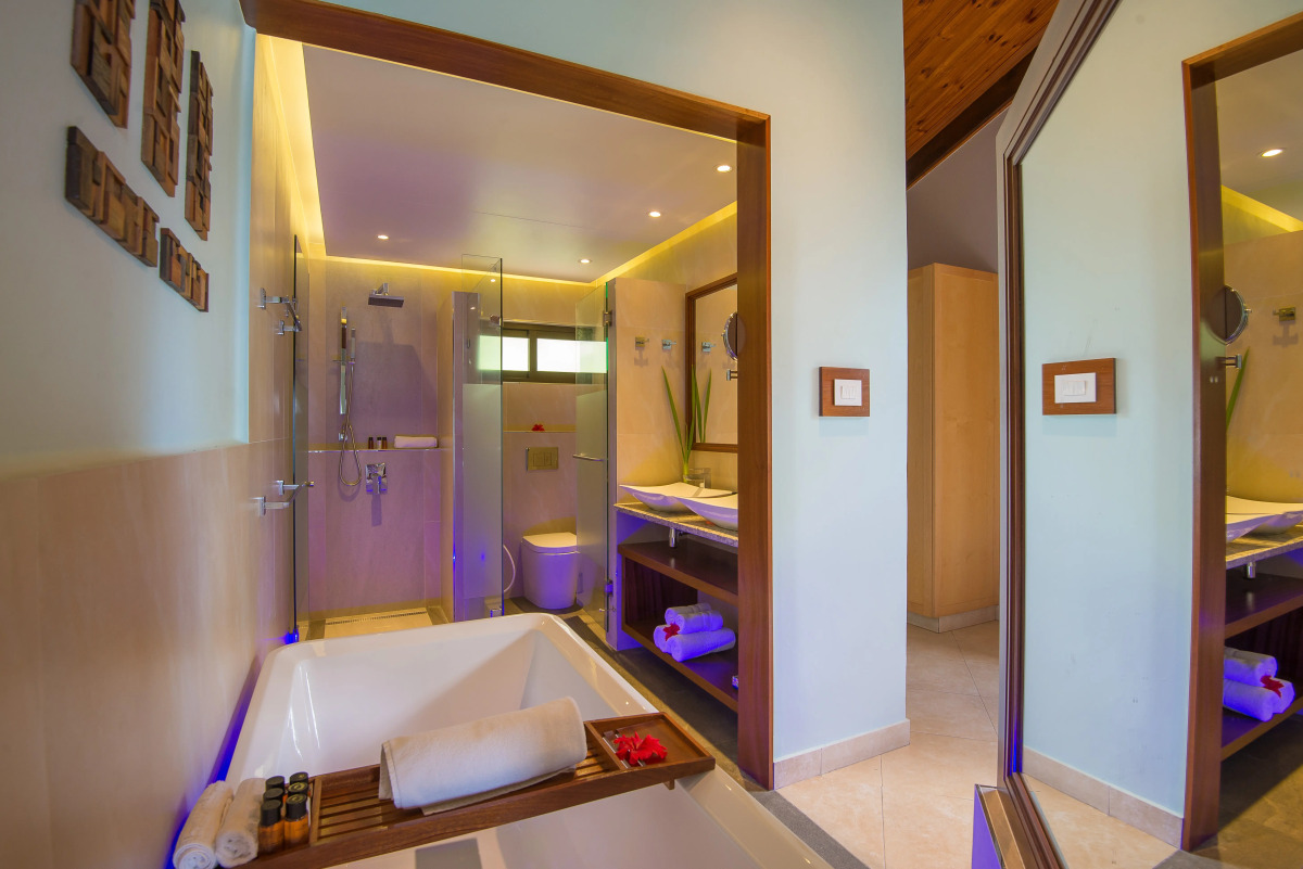 Coco de Mer Hotel and Black Parrot Suites