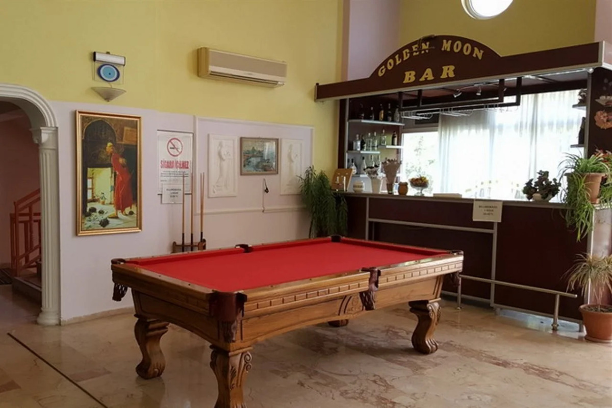 Golden Moon Apart Hotel