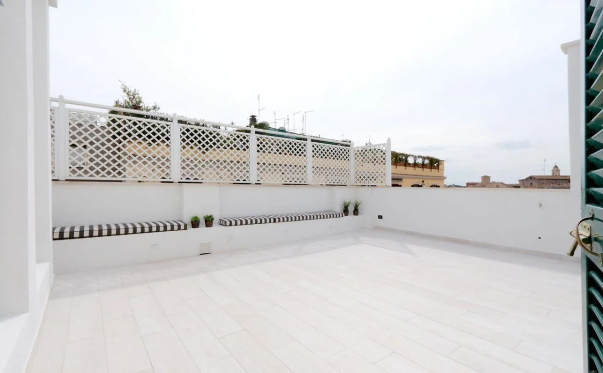 Colosseo Gardens - My Extra Home