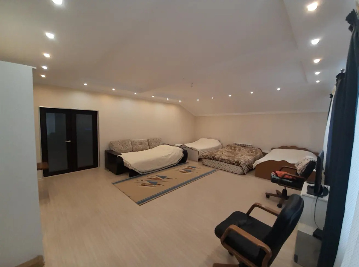 Maxi House On Inozemtsevo