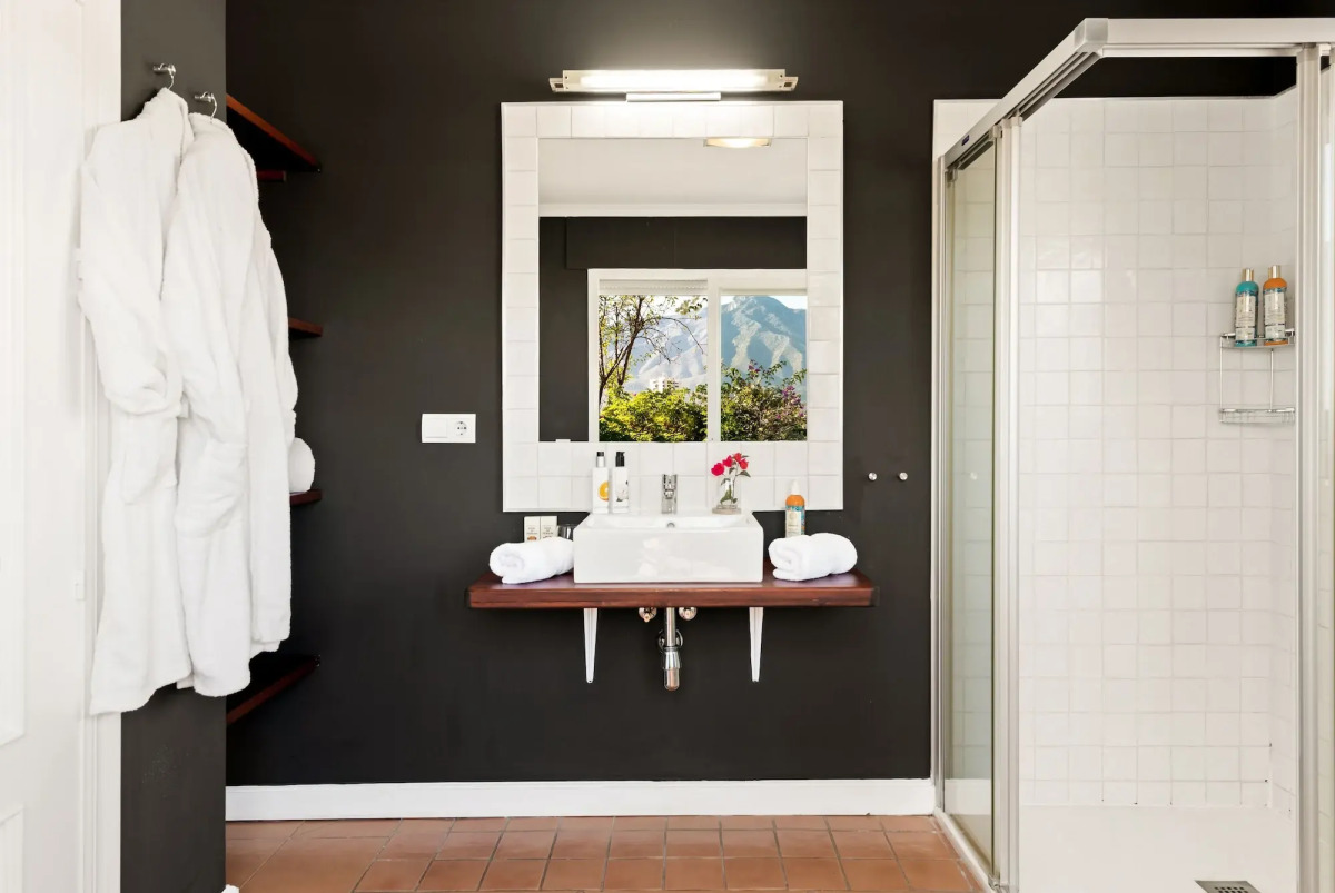 Molo Luxury Suites Puerto Banus