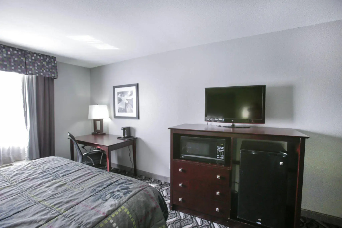 Rodeway Inn and Suites Austin