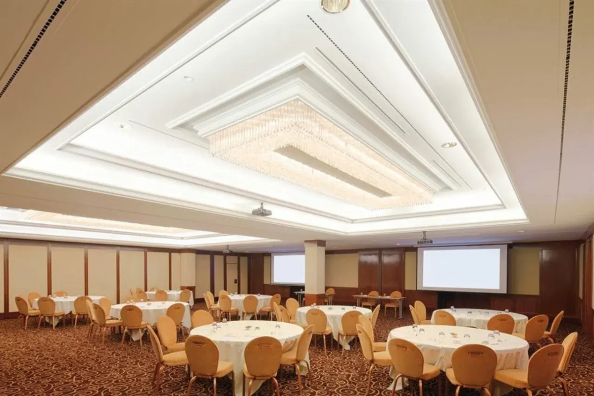 Mövenpick Hotel Geneva