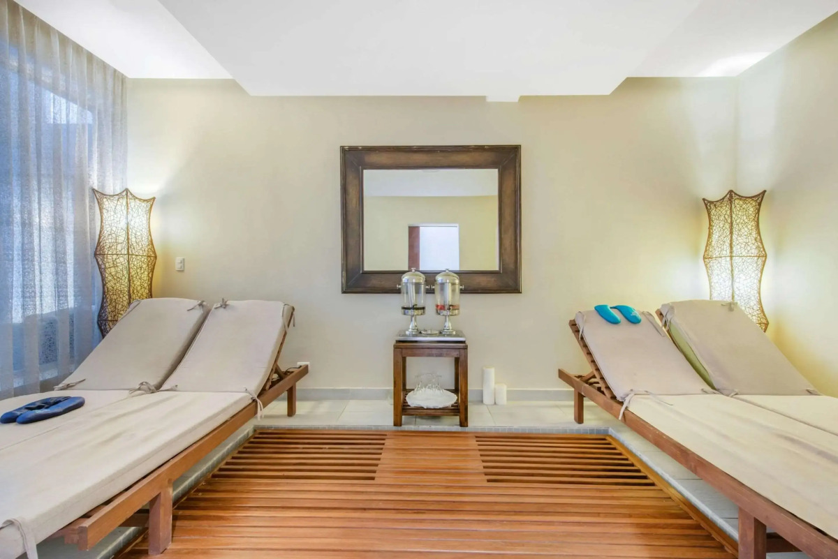 Emotions by Hodelpa - Juan Dolio - All inclusive