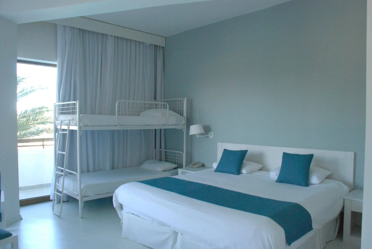 Crystal Springs Beach Hotel