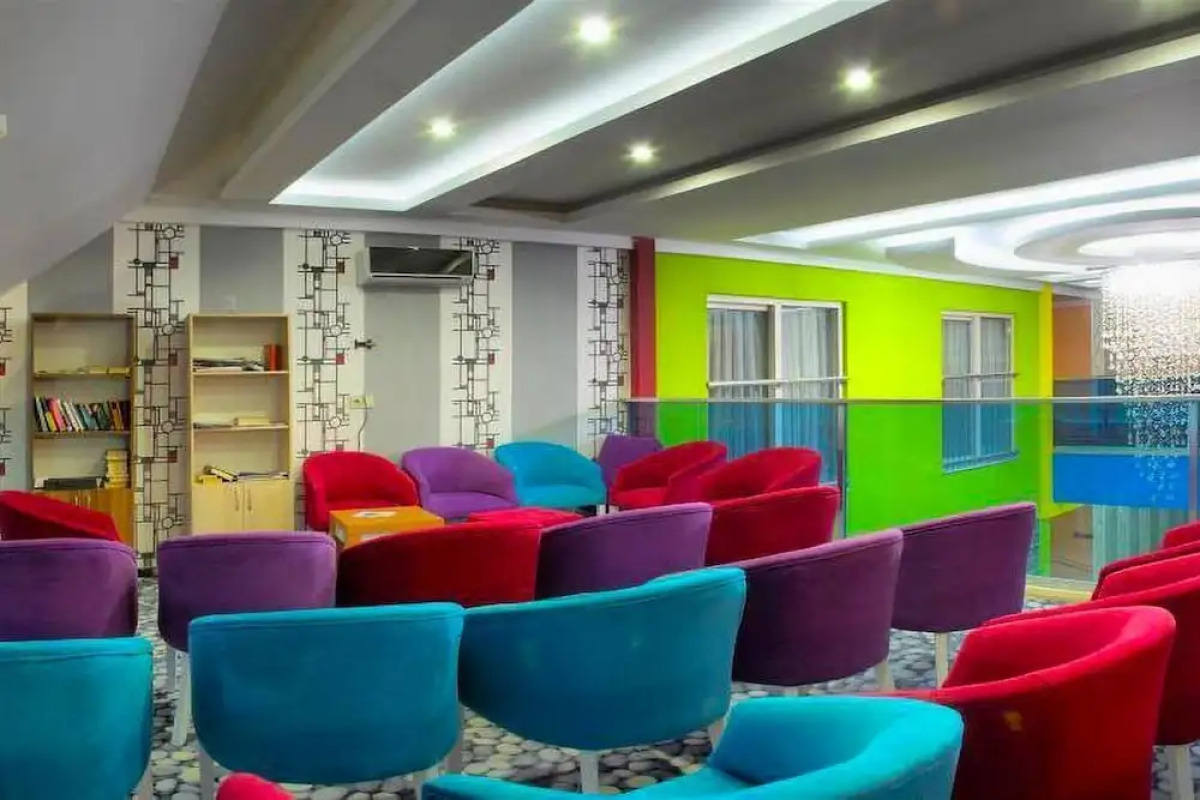 Side Win Hotel & Spa