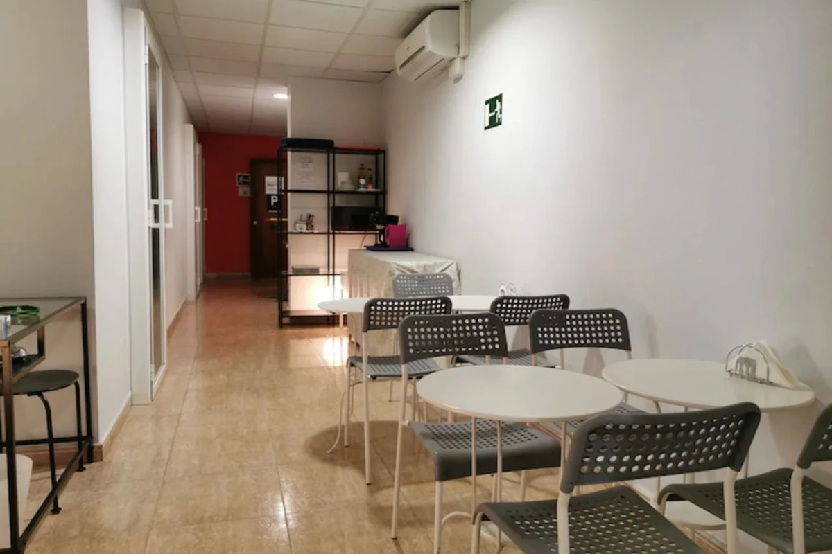 Barcelona City North Hostal