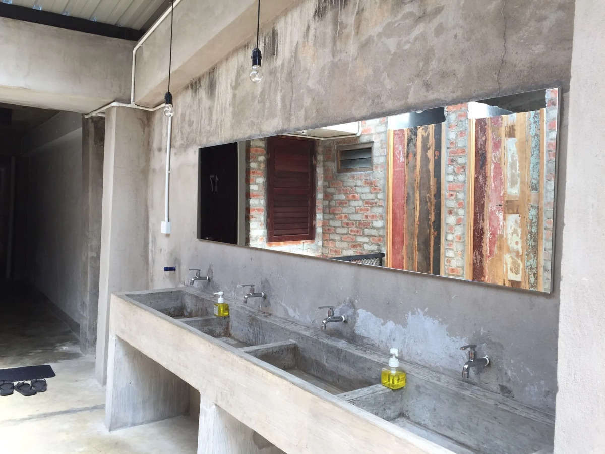 The Frame Guesthouse - Hostel