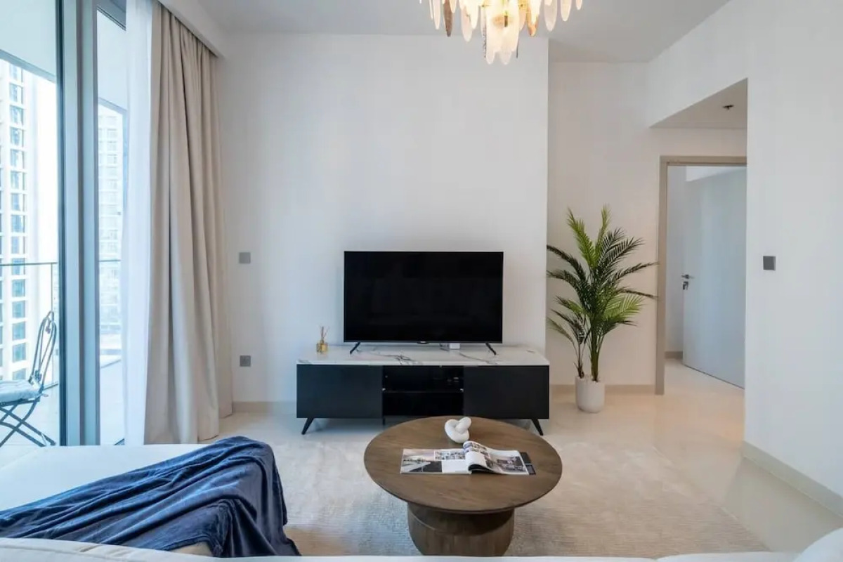 1BR Apartments Beach Isle Tower