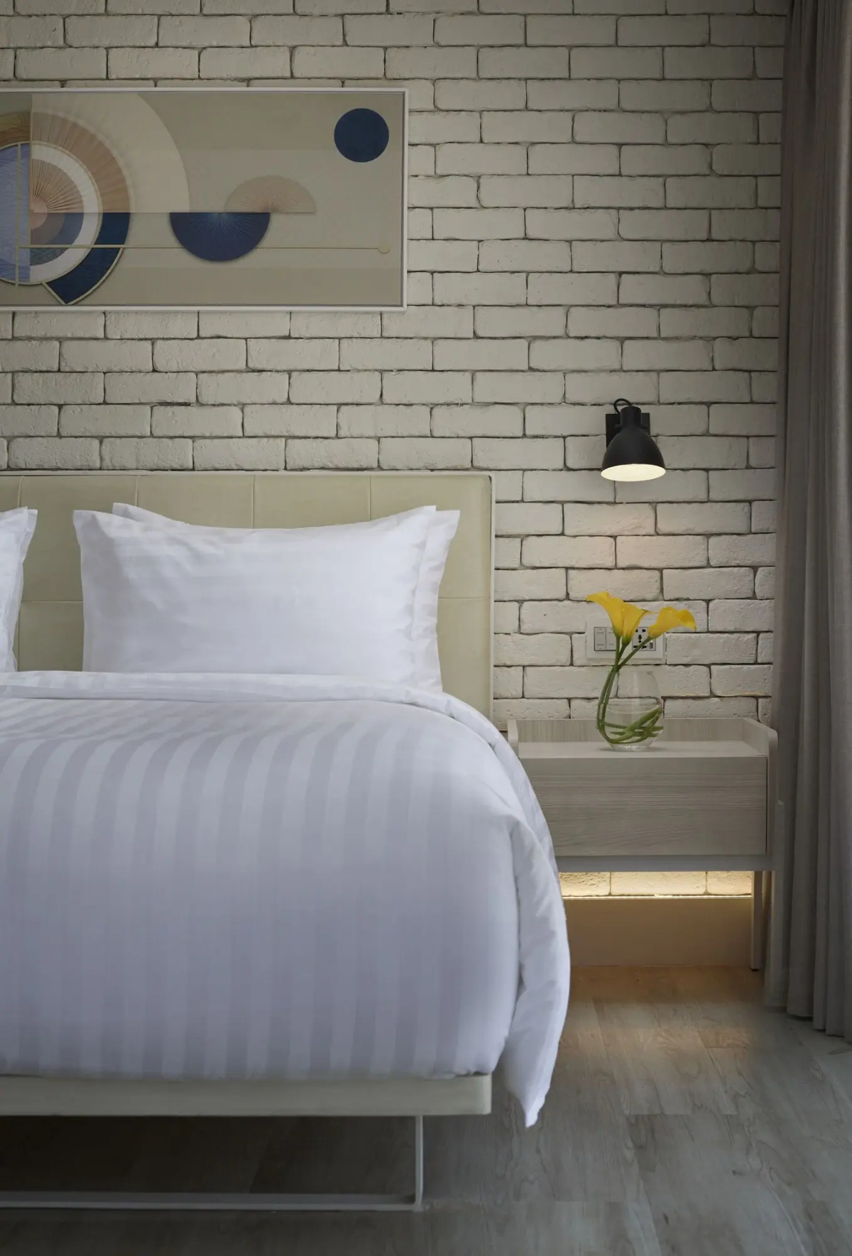 Shama Yen-Akat Bangkok