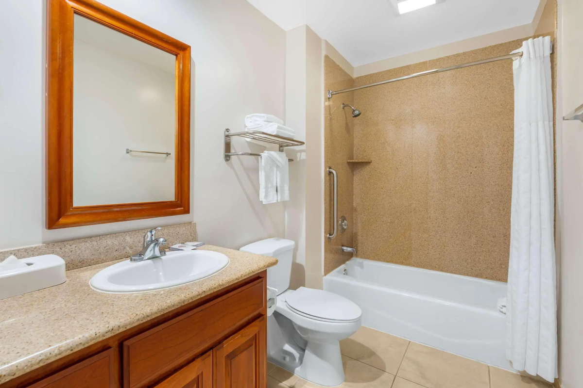 Comfort Inn Cockatoo near LAX Airport