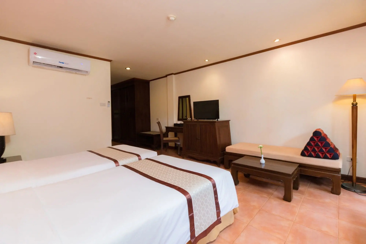 Ma Doo Bua Phuket (มาดูบัวภูเก็ต)