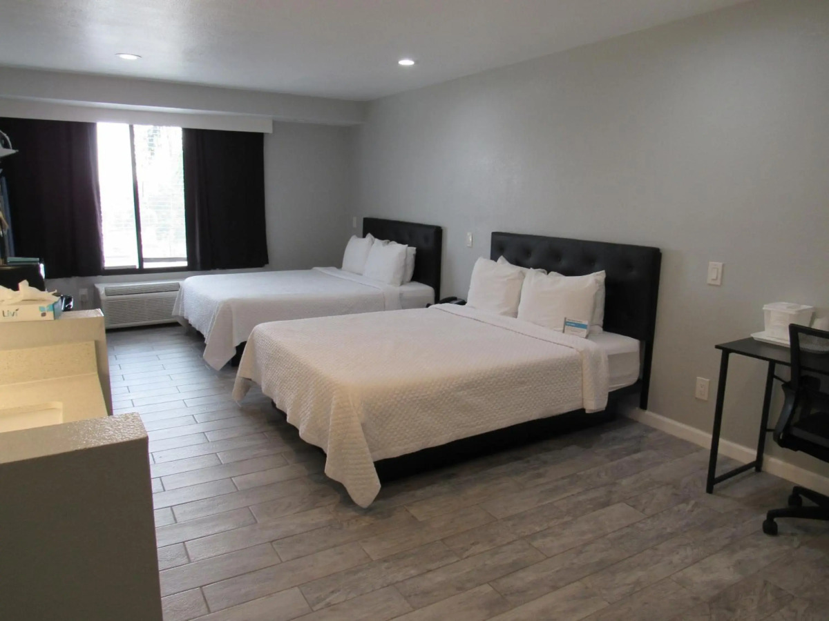 Capri Suites Anaheim