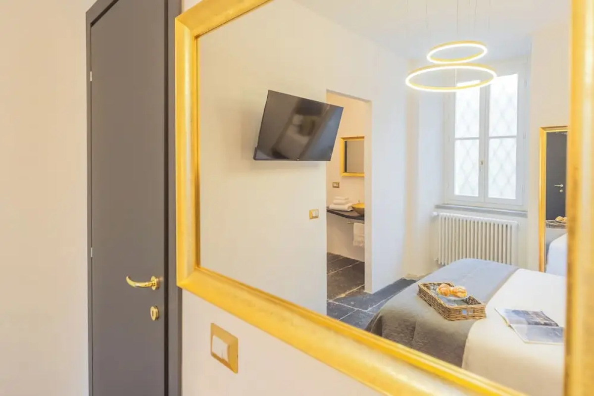 Como Dreams Apartments by Rent all Como