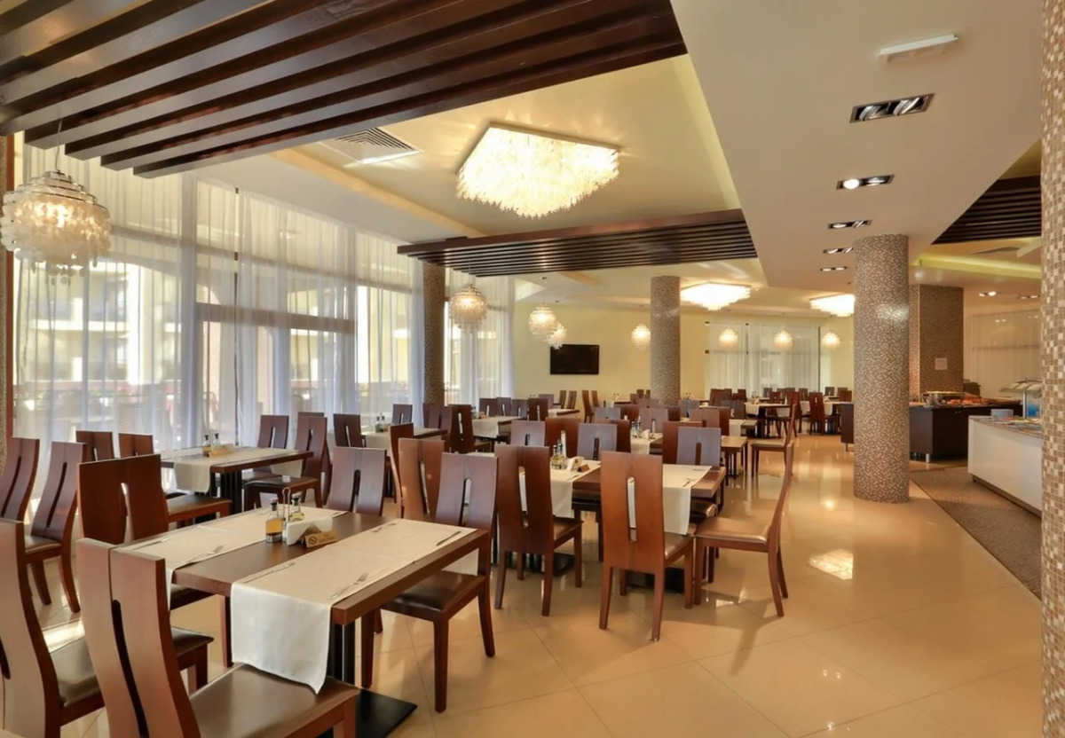 Apart Hotel Golden Line