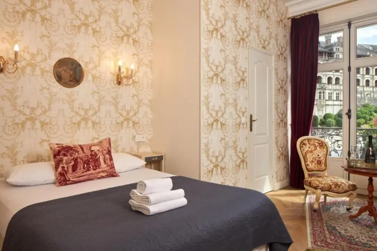 Hotel De France Et De Guise