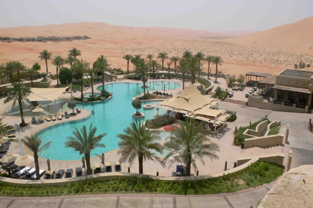 Qasr Al Sarab Desert Resort by Anantara