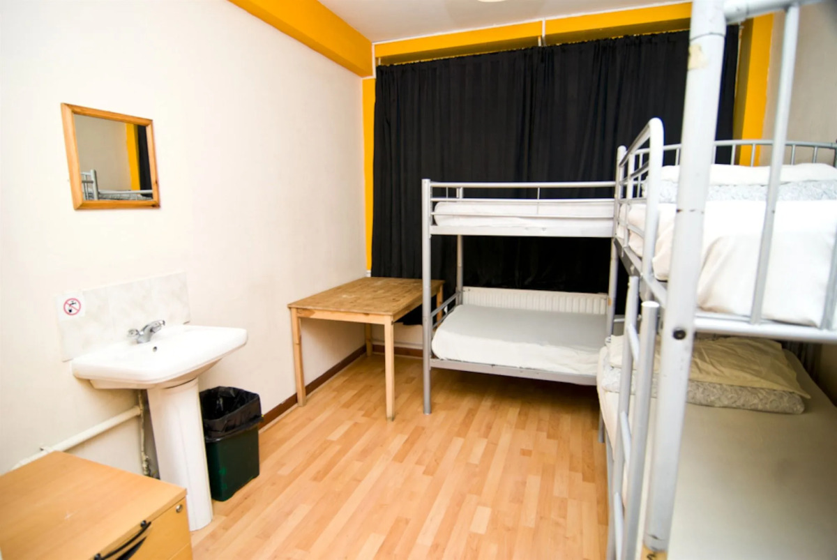 Kensal Green Backpackers 1