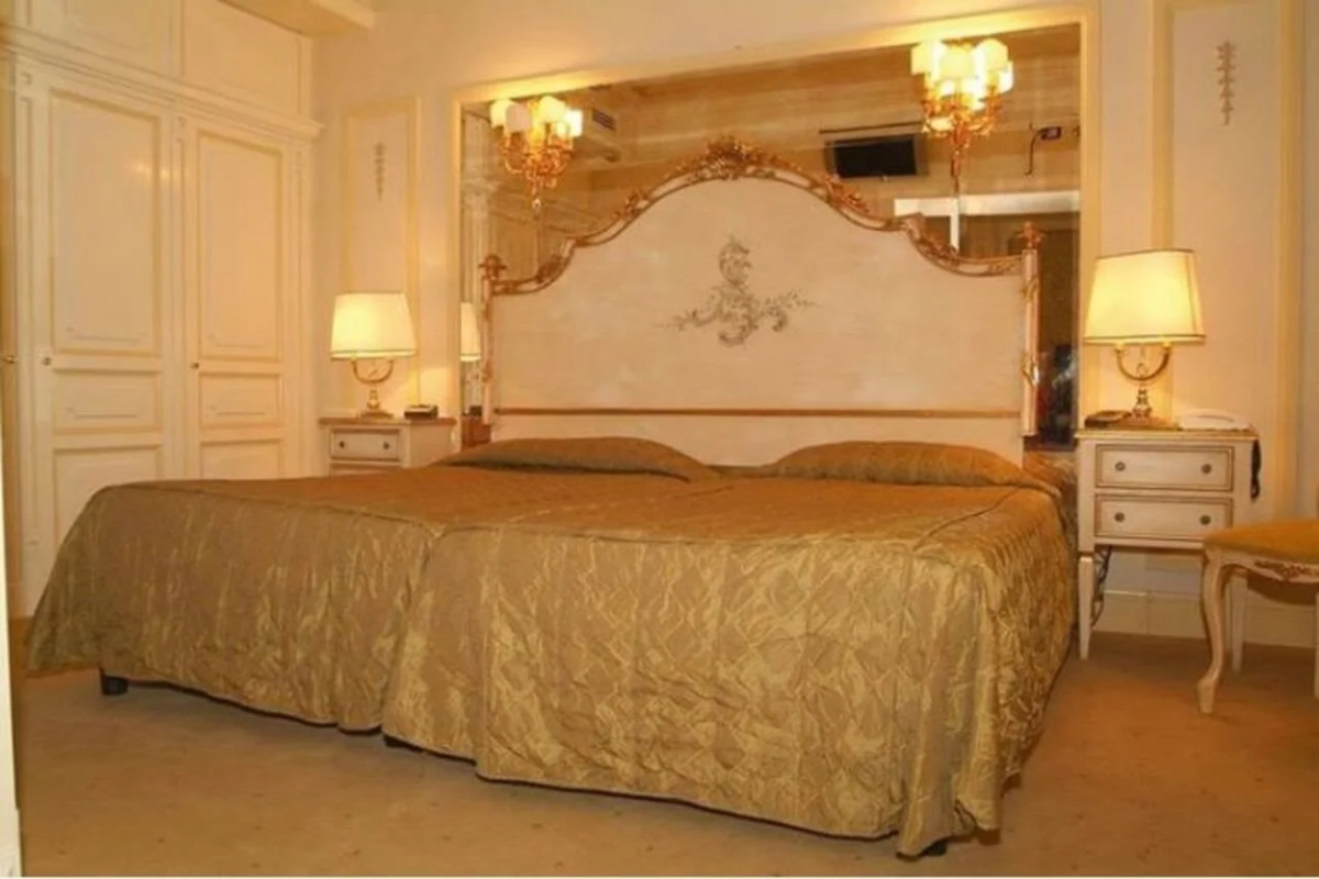 Hotel Champagne Garden