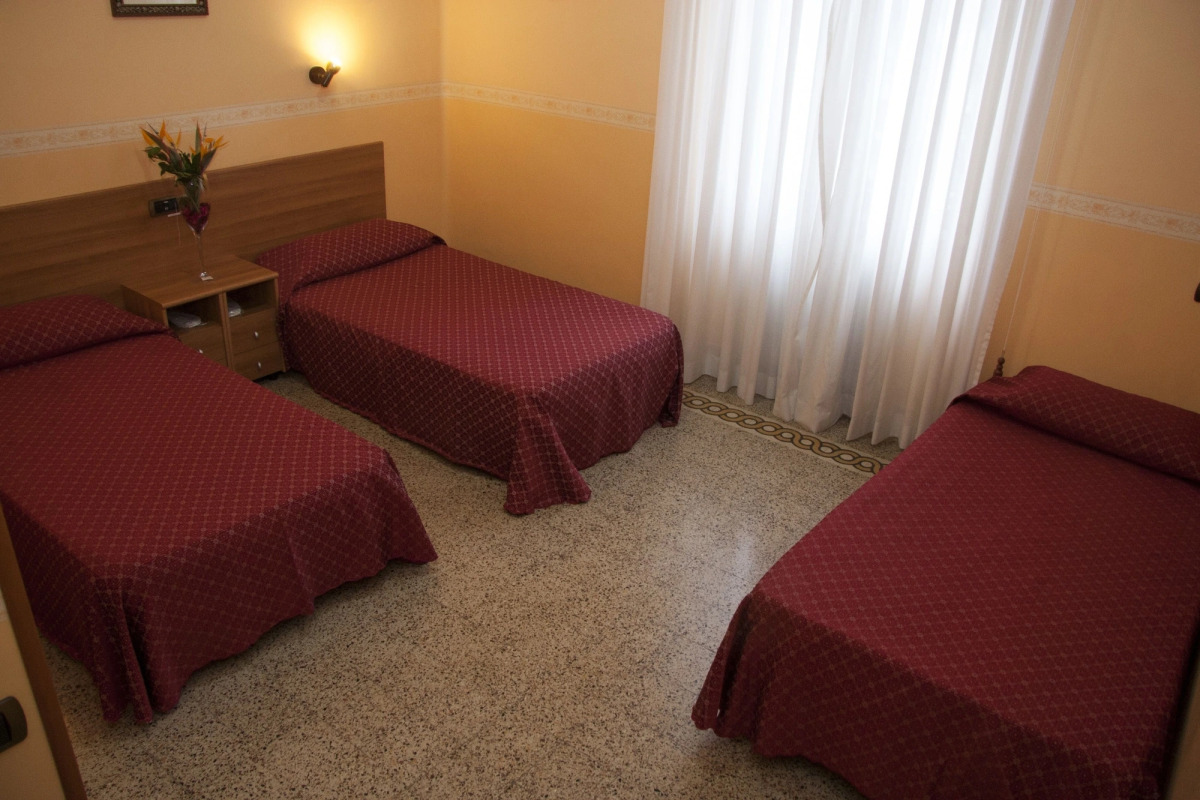 Casa La Salle - Casa Religiosa