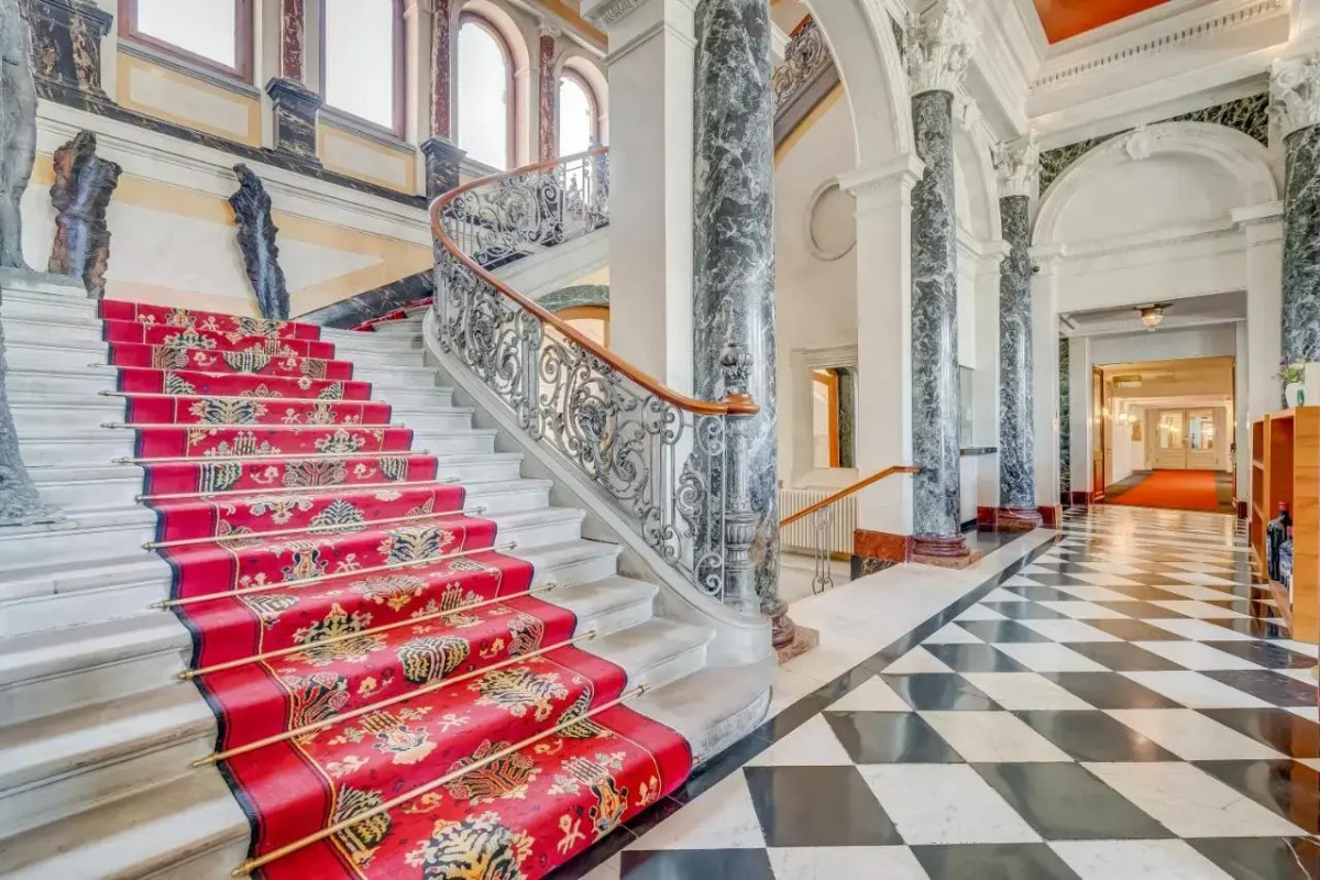 Grand Hotel National