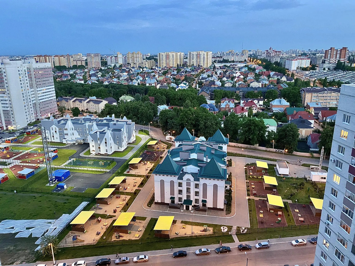 Rental Family Rooms (Рентал Фэмили) на Олимпийском бульваре 6