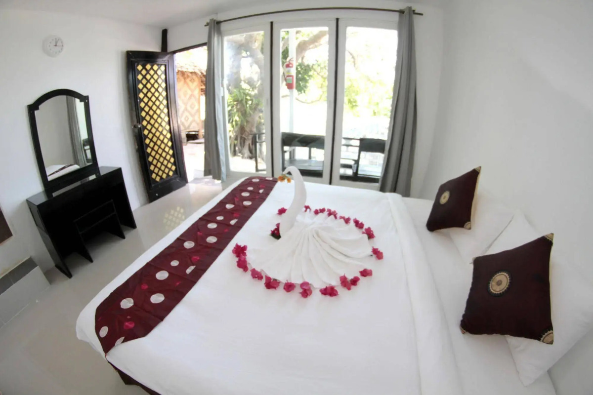 Phi Phi Cozy Seafront Resort