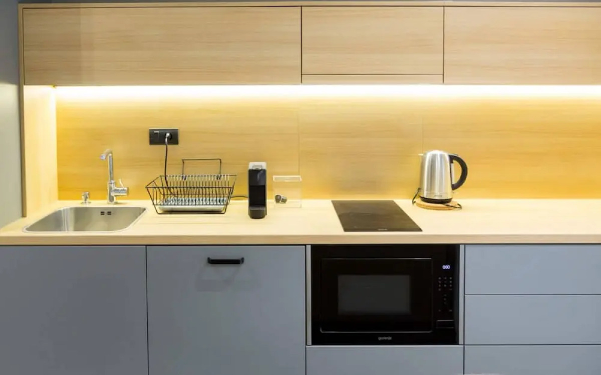 Teanna Lux Apartments