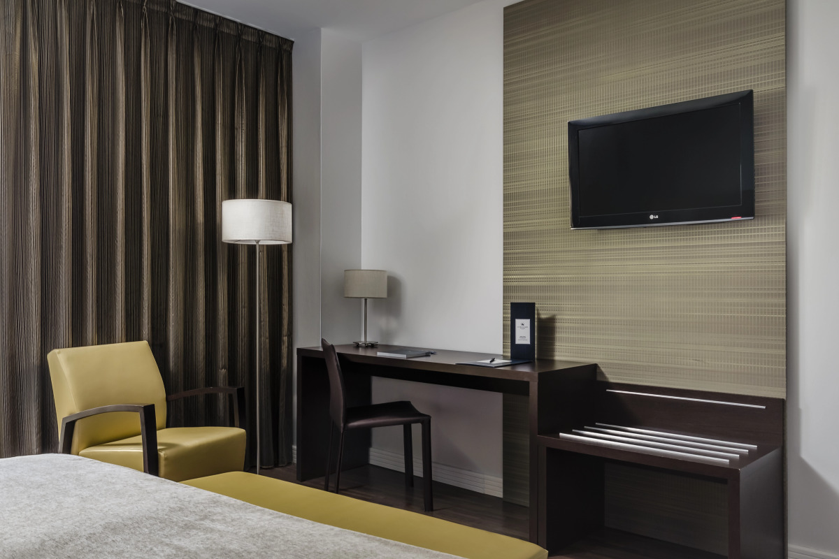 Eurostars Asta Regia