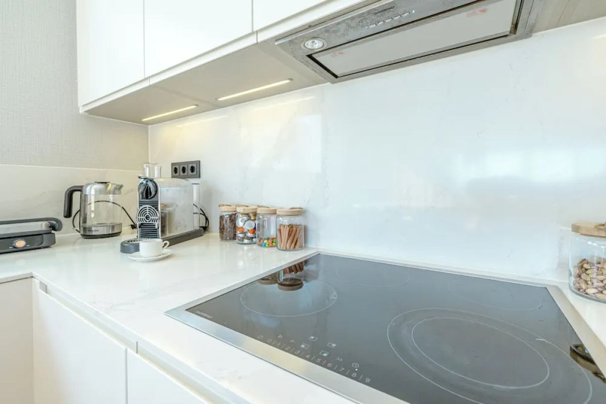 3-Bedroom Beachfront Villa with Hotel Amenities