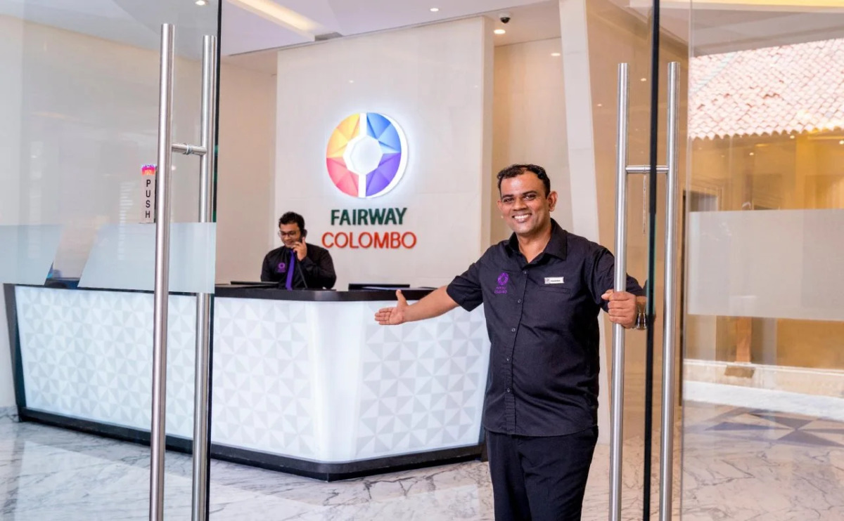 Fairway Colombo - Sri Lanka's First Hotel With Robot Technology