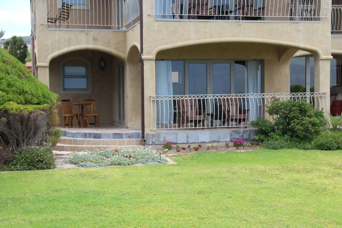 On the Cliff Guest House