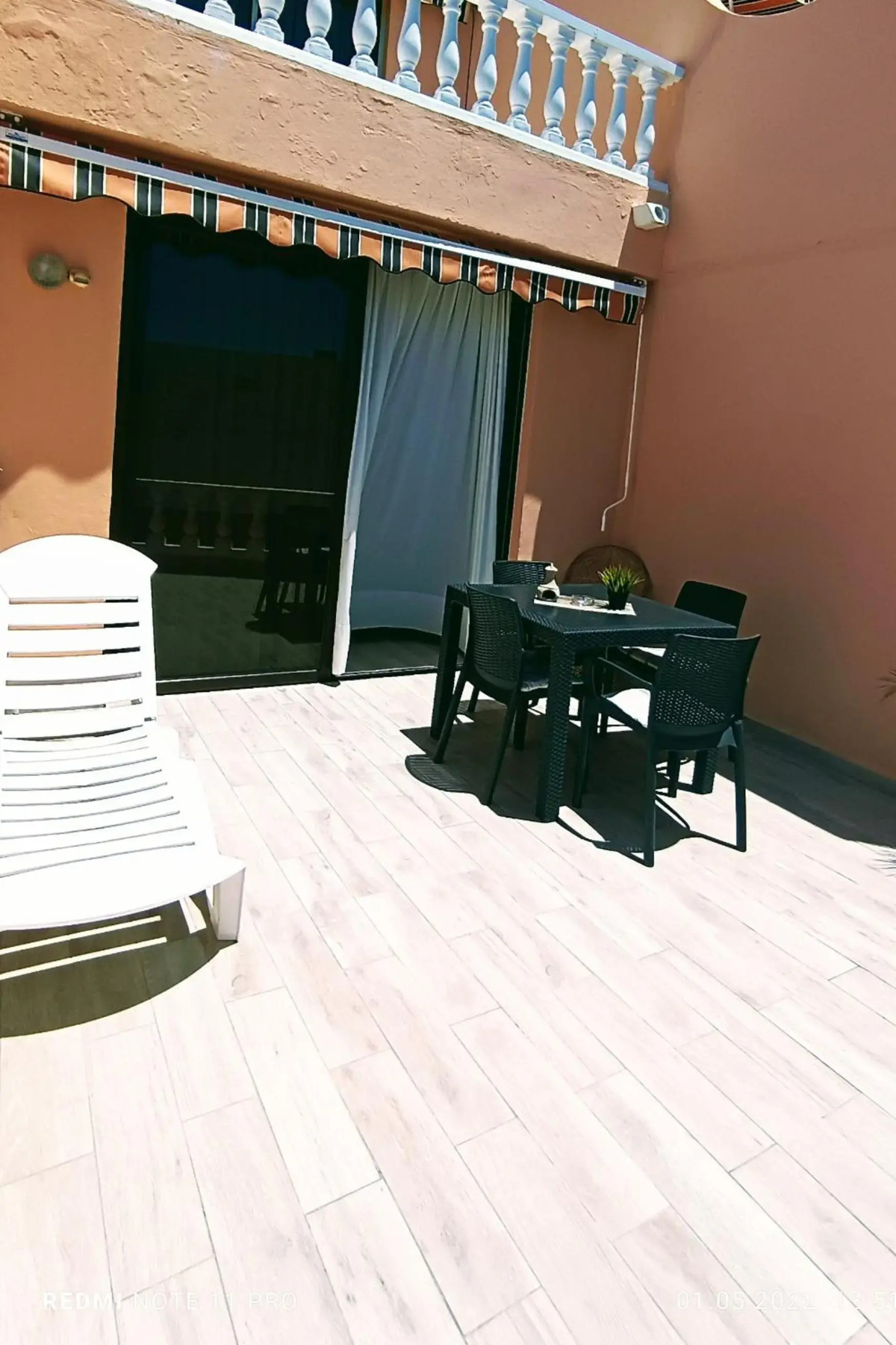 Paradise Court Aparthotel