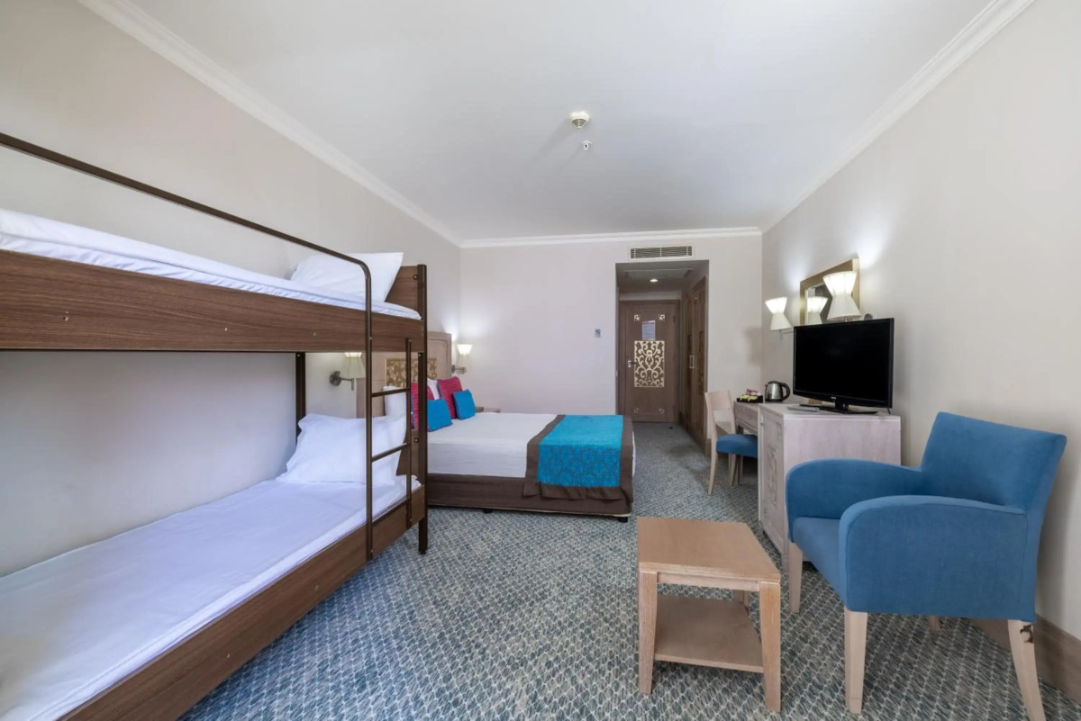 Crystal Family Resort & Spa – All Inclusive