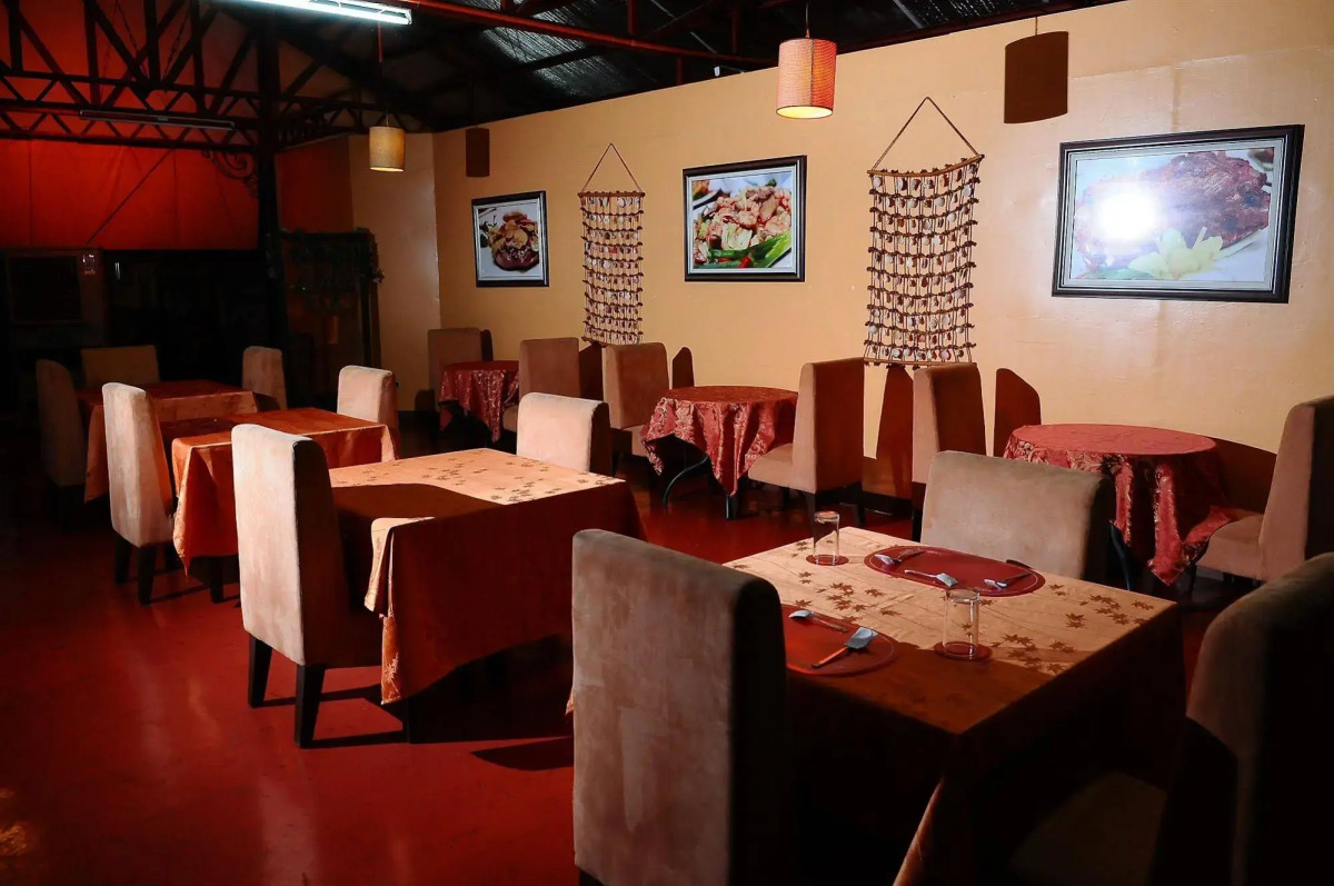 Big Apple Hotel & Bar