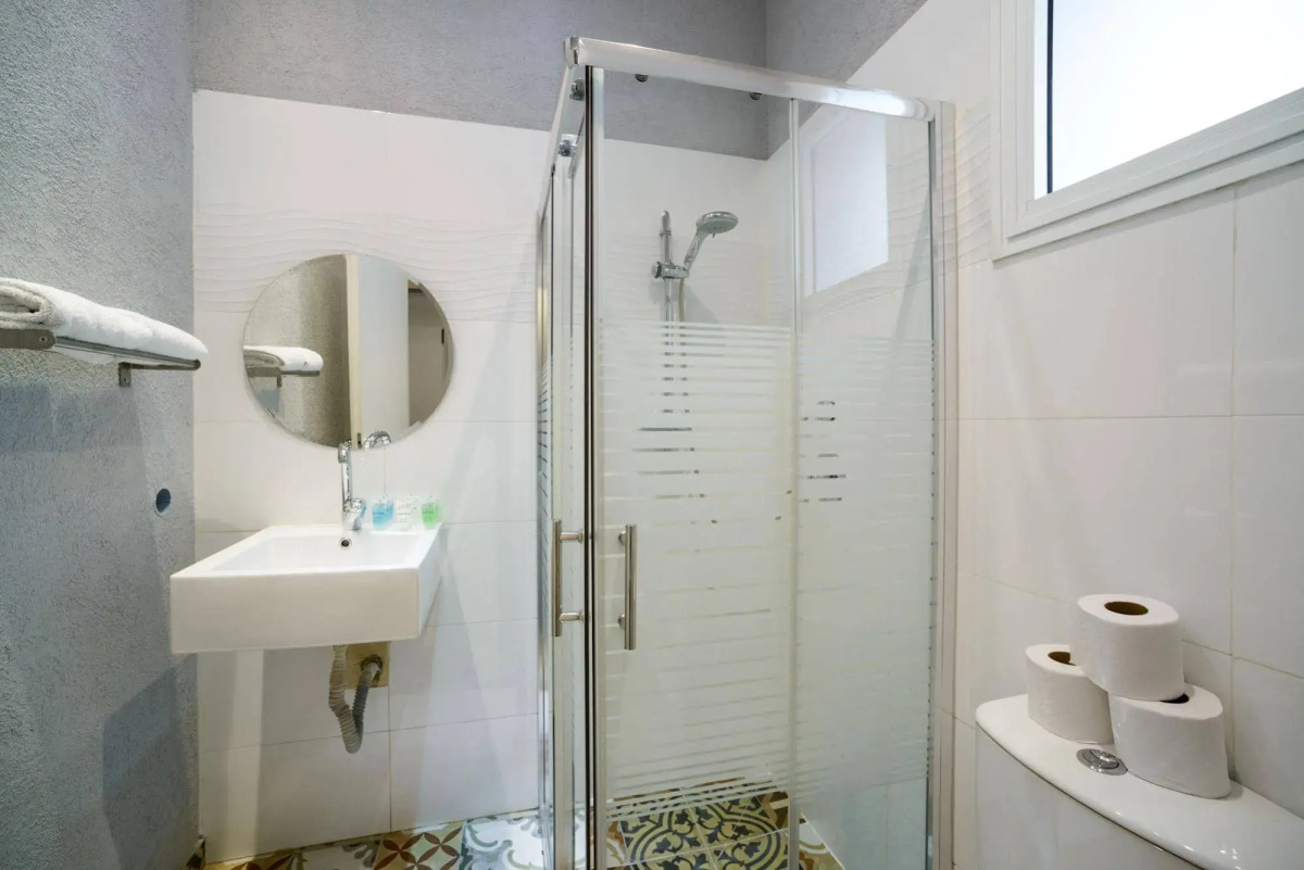 Crown Sea Apartments