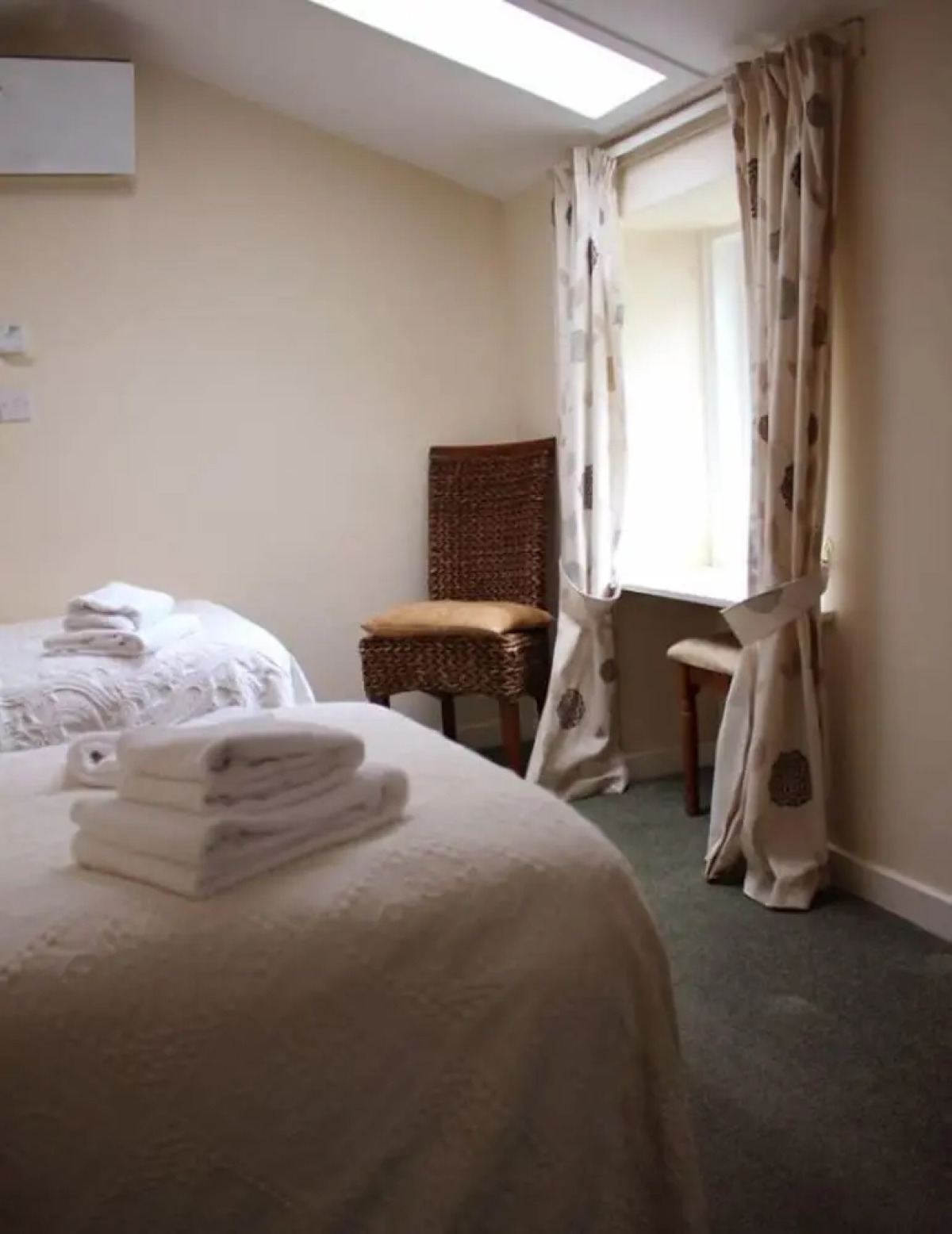 Loch Leven Hotel & Distillery