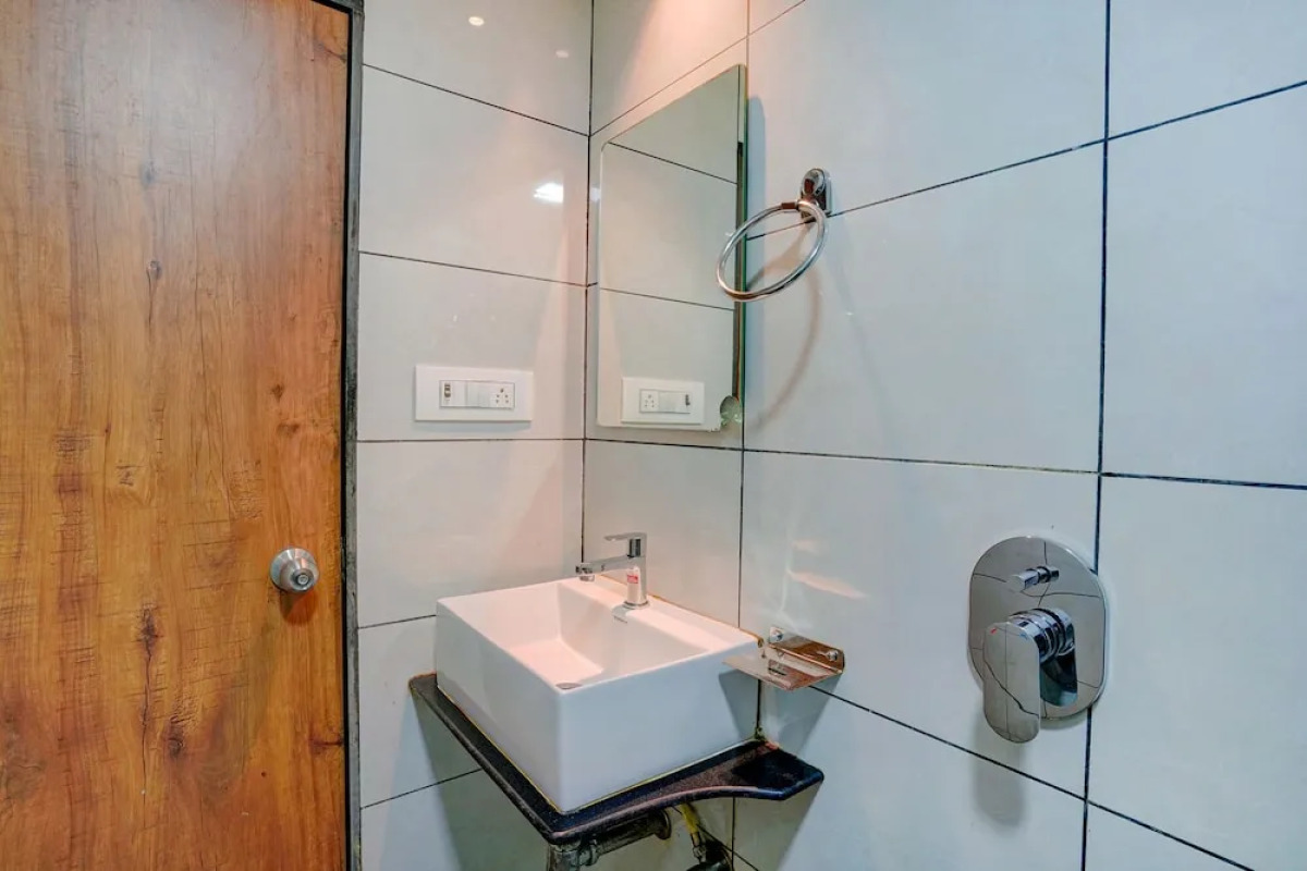 Fabexpress Colaba Grand