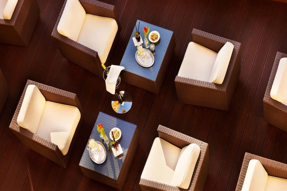 Roset Hotel & Residence