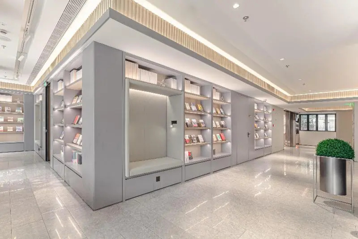 Ji Hotel (Shanghai Lujiabang Road Metro Station)