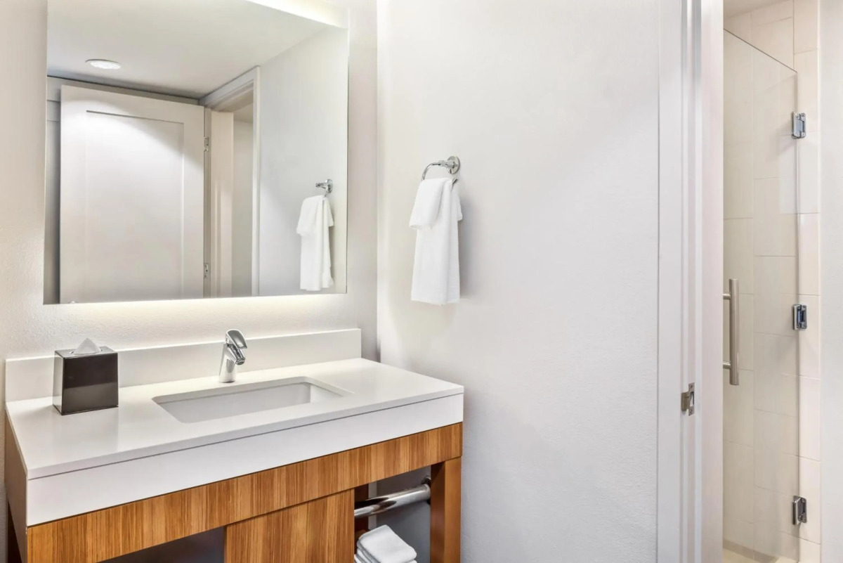 Hyatt Place Waikiki Beach