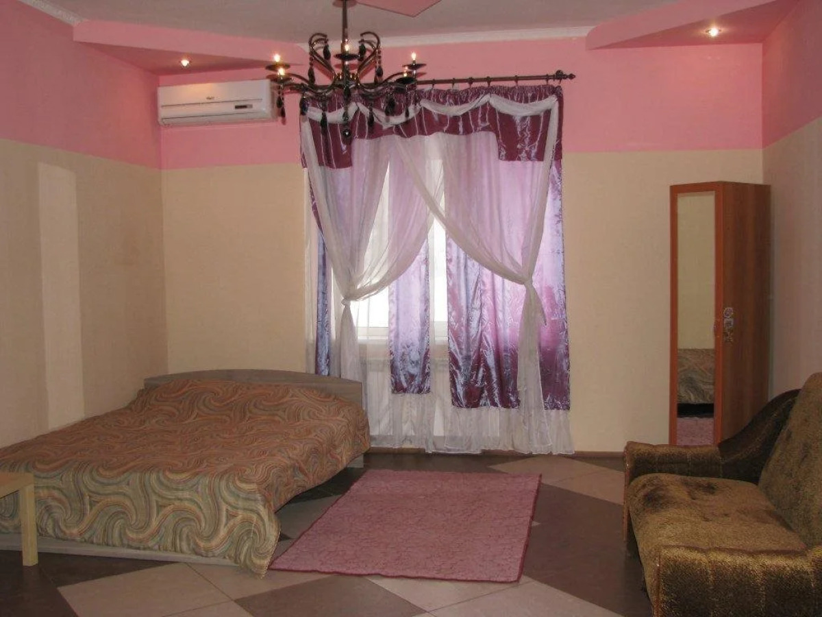 Отель «Лира»