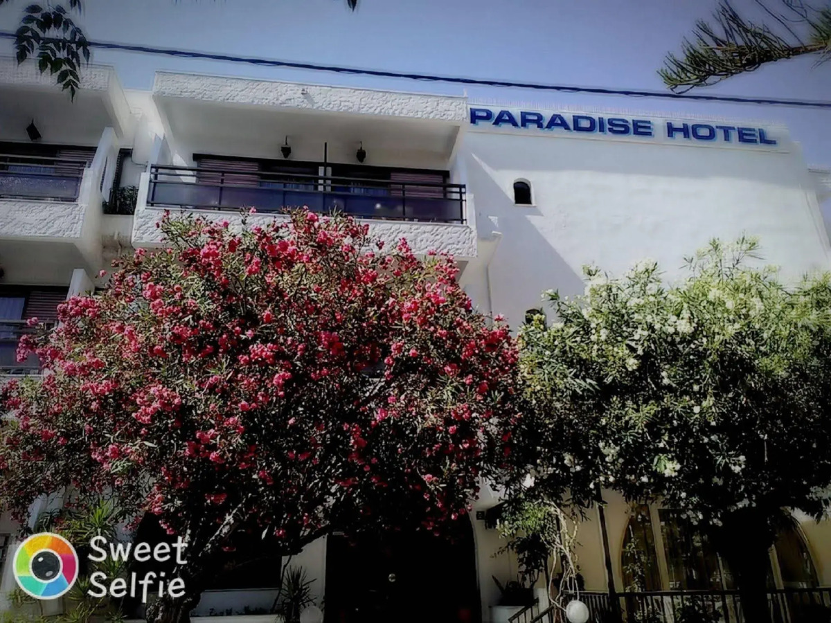 Paradise Hotel