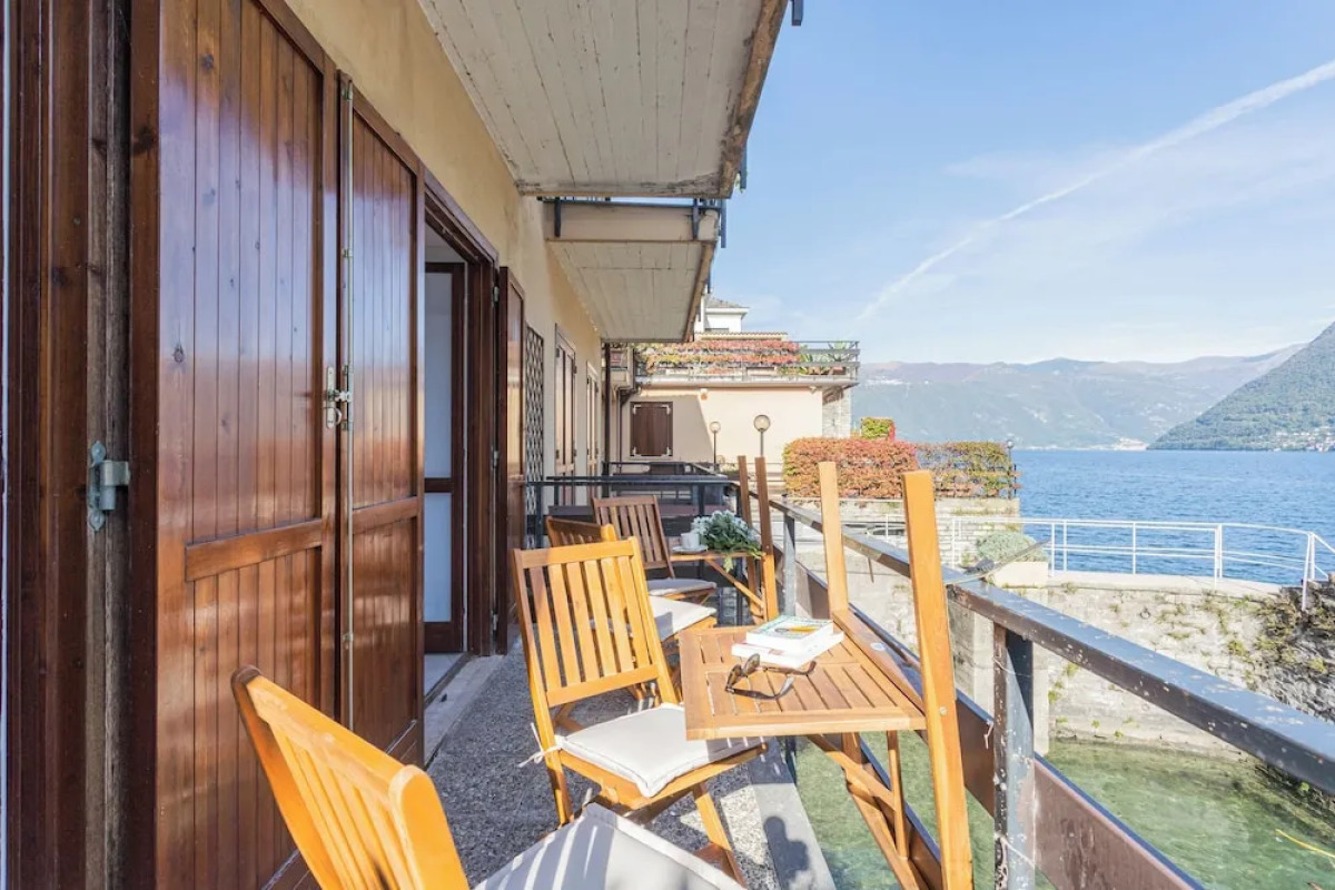 Your Private Harbour Nearby George Clooney