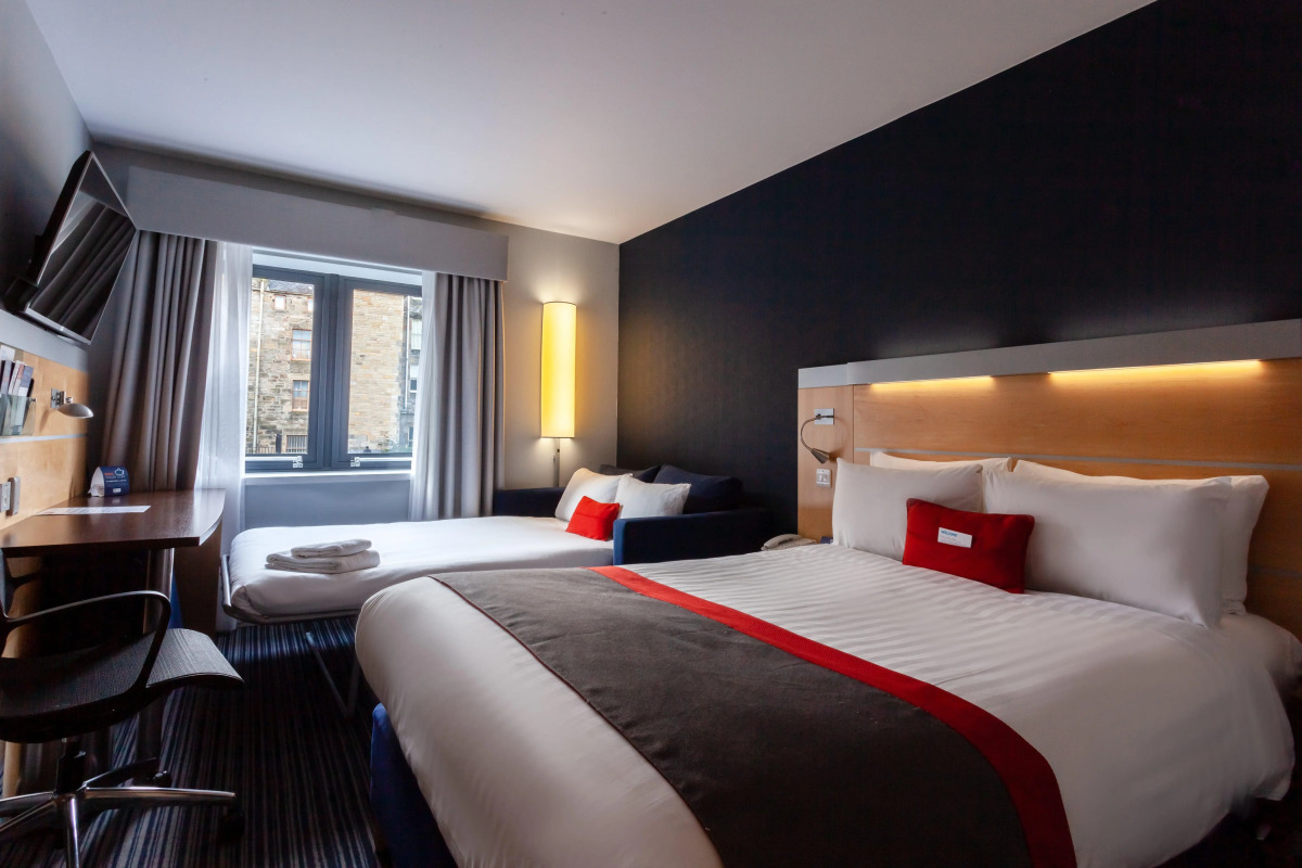 Holiday Inn Express Edinburgh Royal Mile by IHG