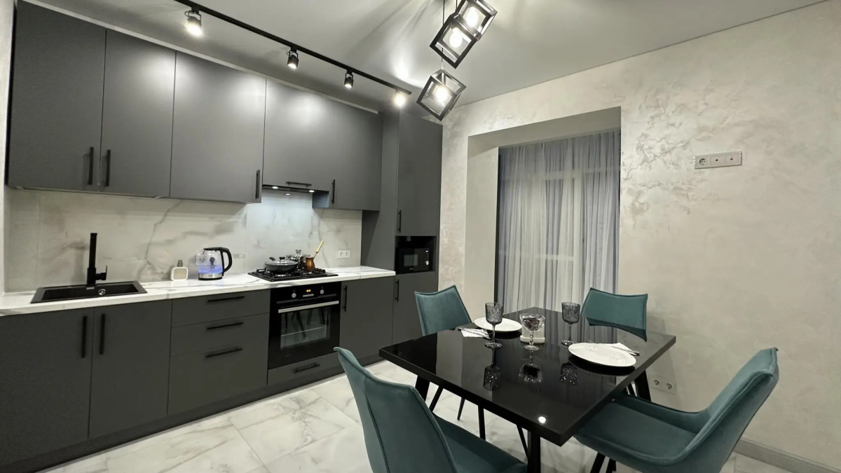 Aura на улице Весенняя 21Ж