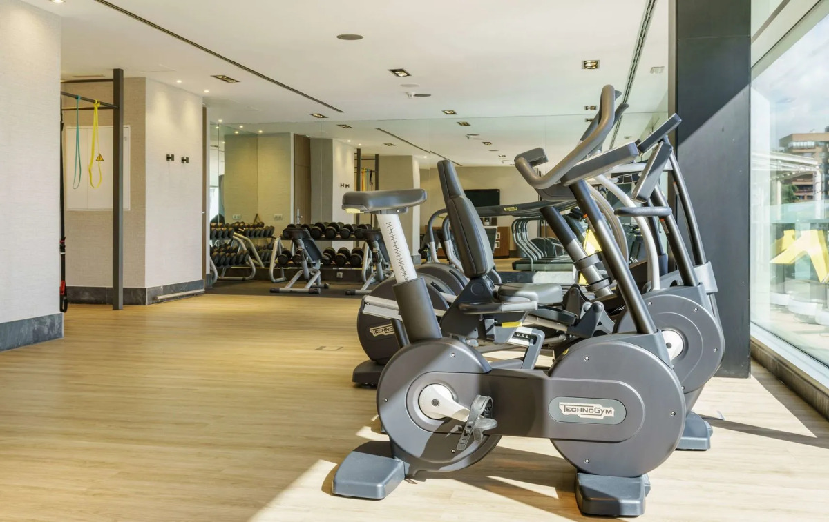 Отель ILUNION Atrium