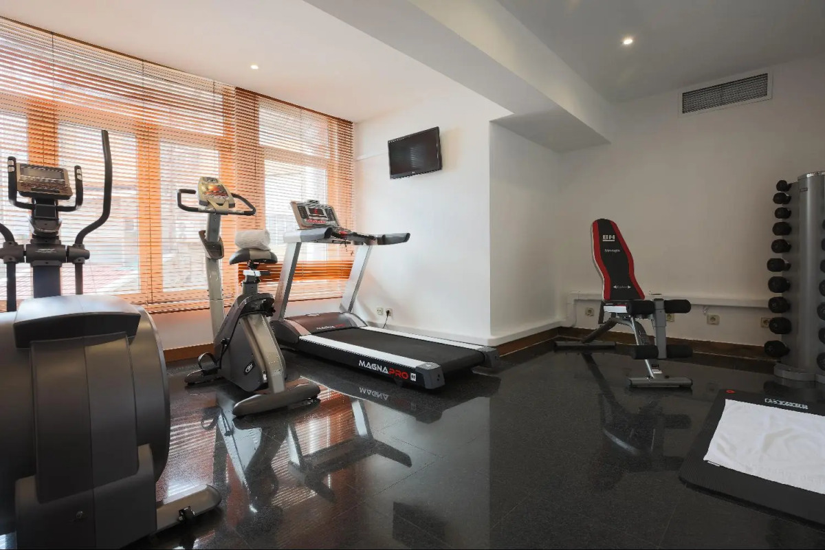 Legendary Porto Hotel